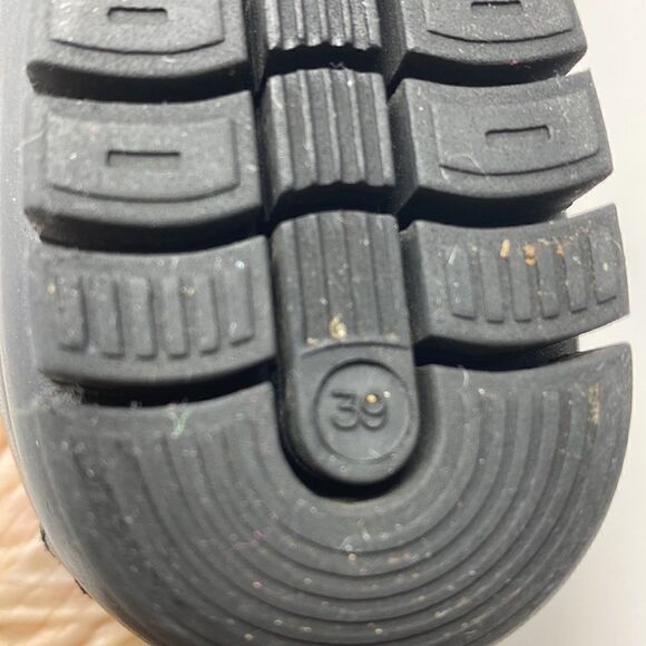 Softwaves Leather Criss Cross Straps Mary Jane Shoes - Picture 14 of 14